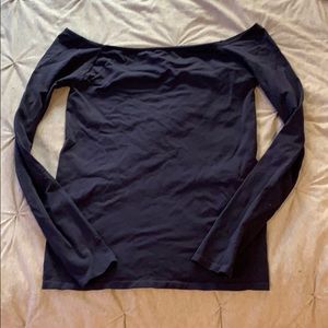 Long sleeve blue top